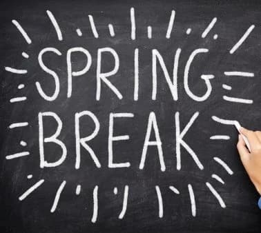 Tavaszi szünet Egerben 2026 - családi kikapcsolódás és kényelmes szállás